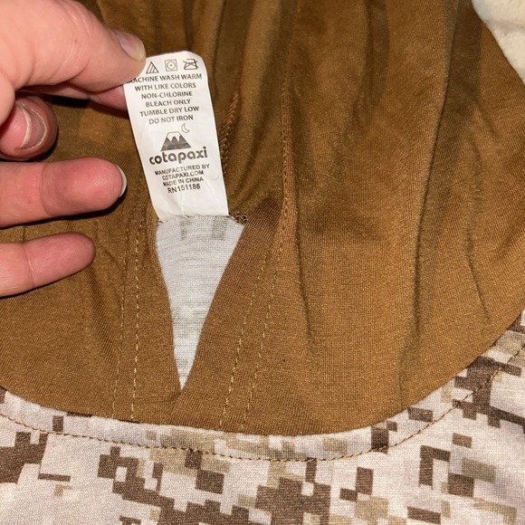 San Diego Padres Size M Medium  Military Thin Hoodie Giveaway 5/27/2025 - Picture 3 of 7